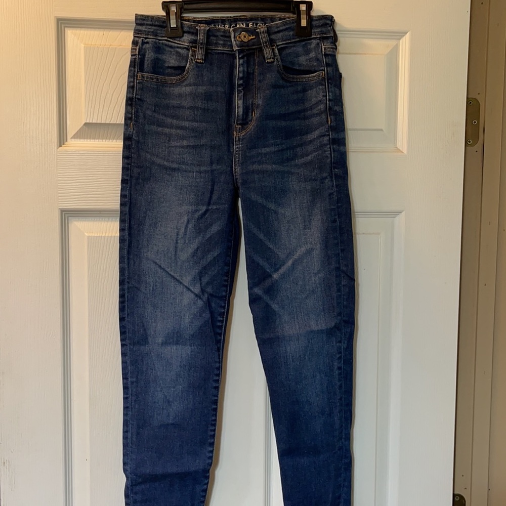 AMERICAN EAGLE HI RISE JEGGING CROP